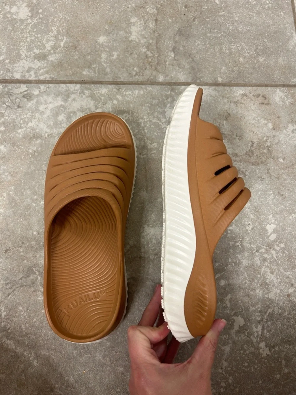 KuaiLu Womens Recovery Sandals Size 7